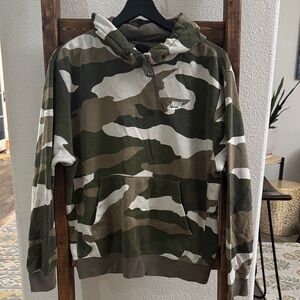 Nike Men's Camo Hoodie - Olive green and Beige. EUC